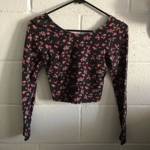 Floral long sleeve crop top